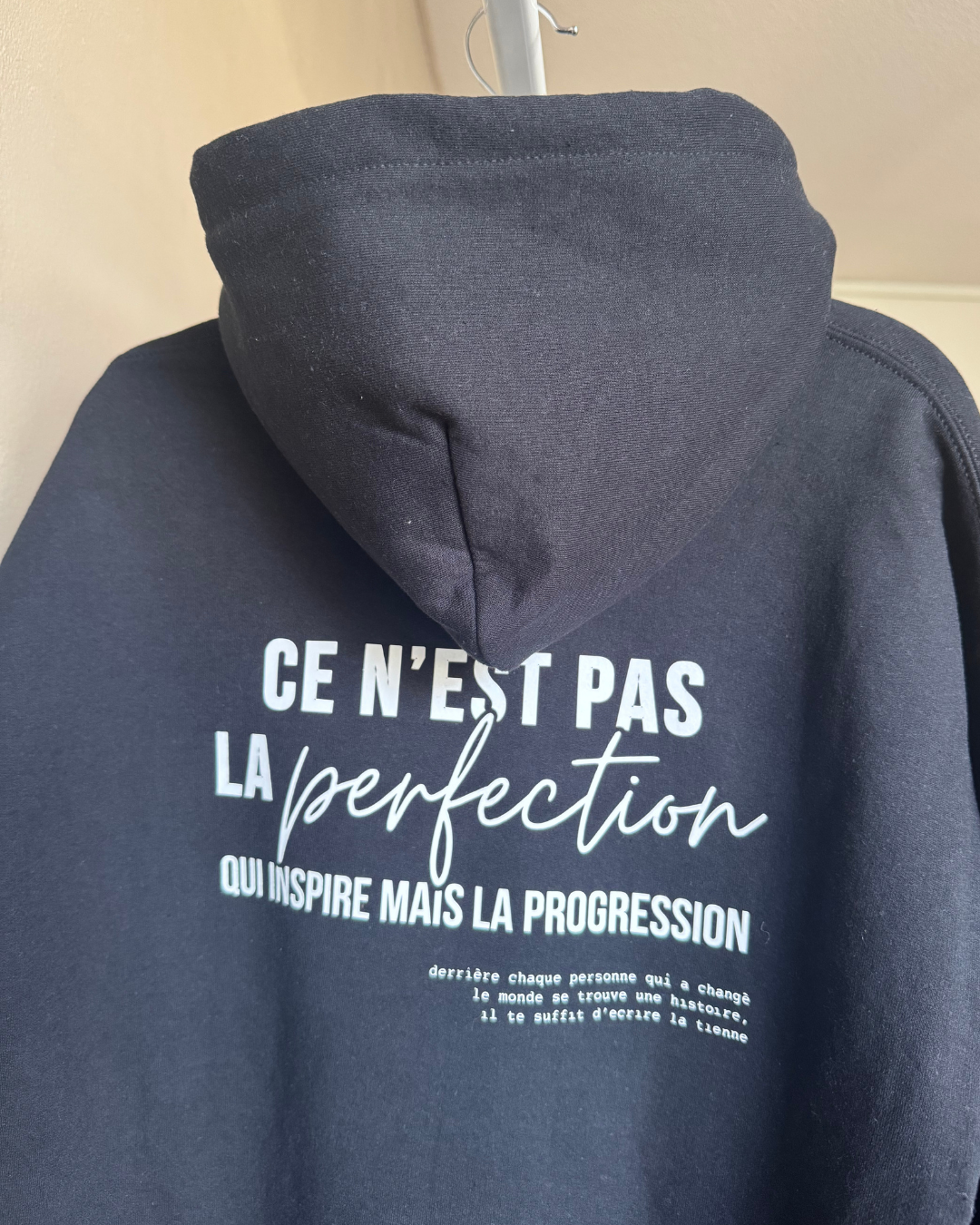 sweat a capuche "perfection" – Image 3