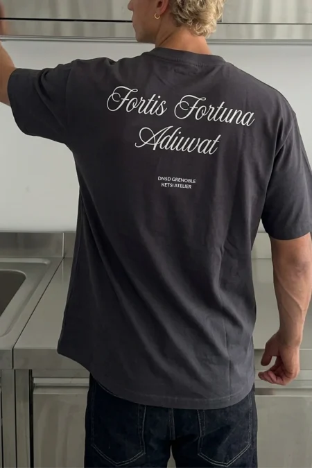 T-shirt Fortis Fortuna Adiuvat- Graphite Black